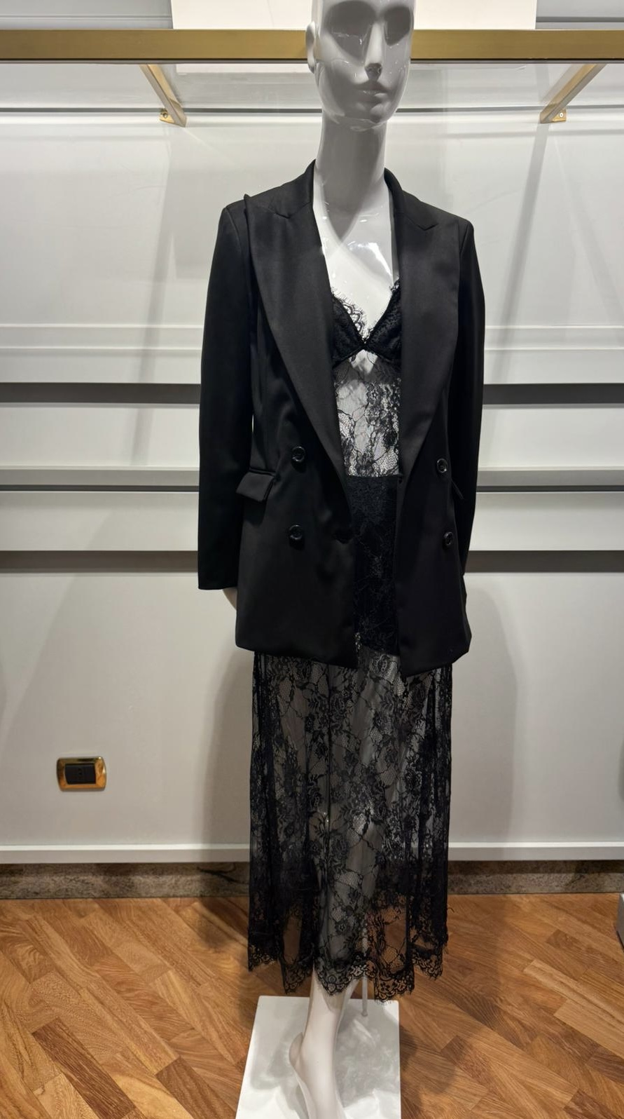 IMG_0954 ANNA ALMONTI NEW COLLECTION - immagine 1